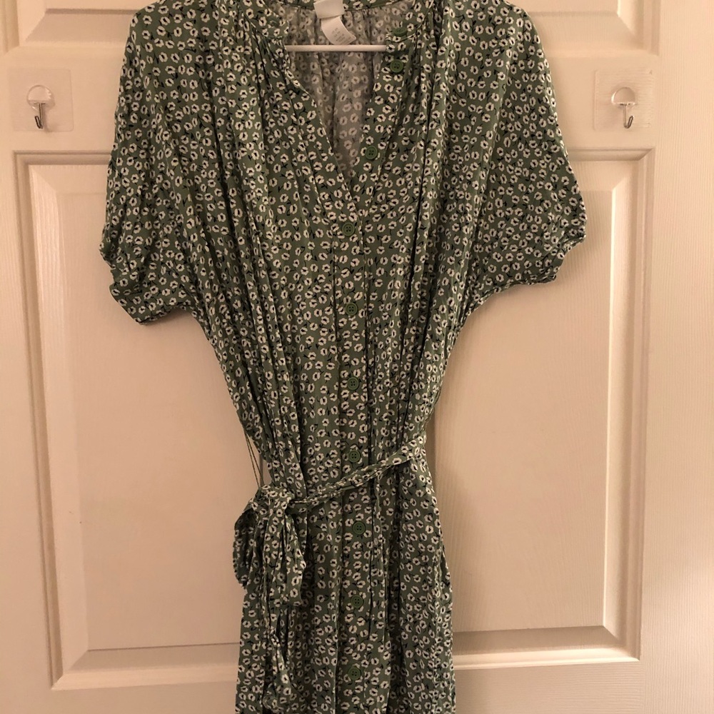 H&M Green Floral Full Length/Midi/Maxi Dress
